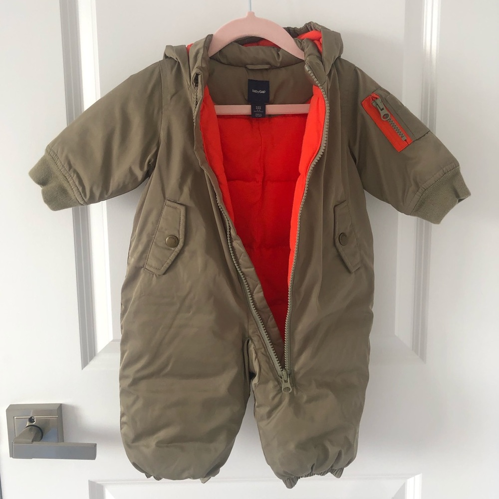 Gap Baby Snowsuit in Pristine Condition